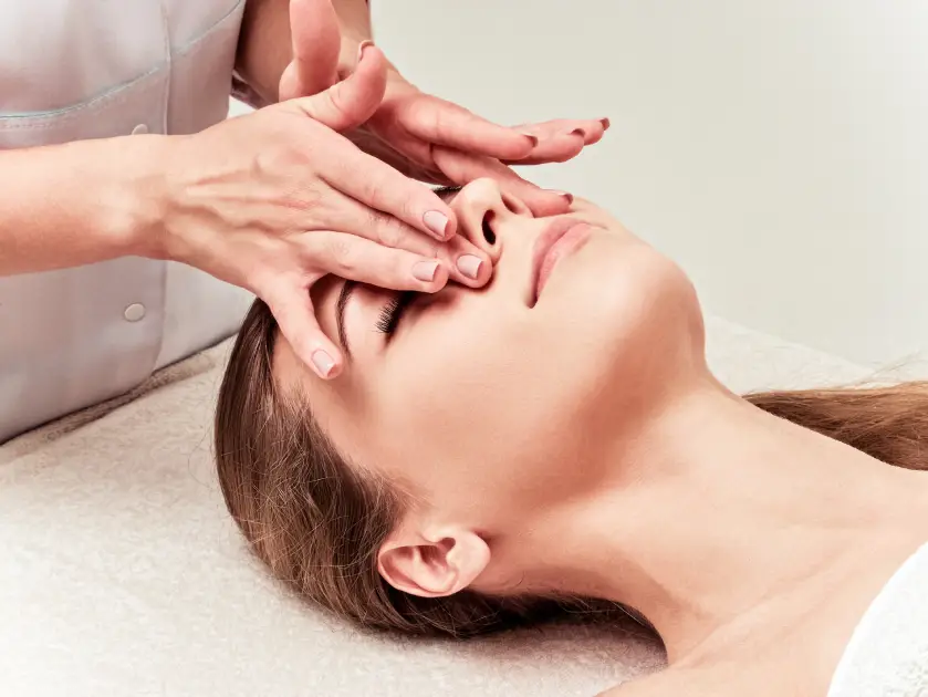 Top Benefits of Facial Massage for Skin Health